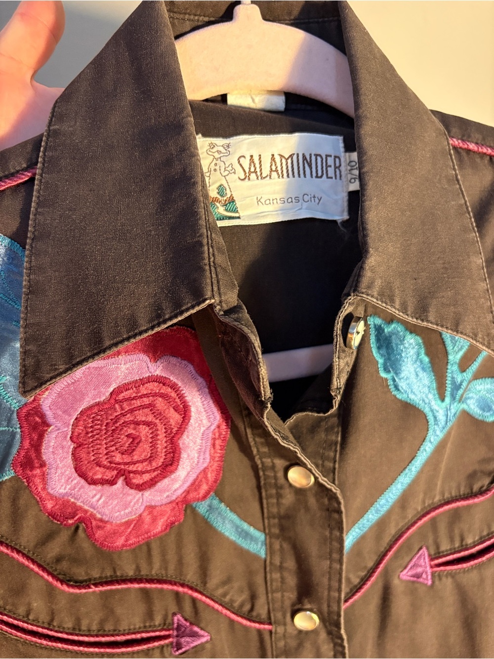 Beautifully Detailed Button Down Shirt - Picture 5 of 5